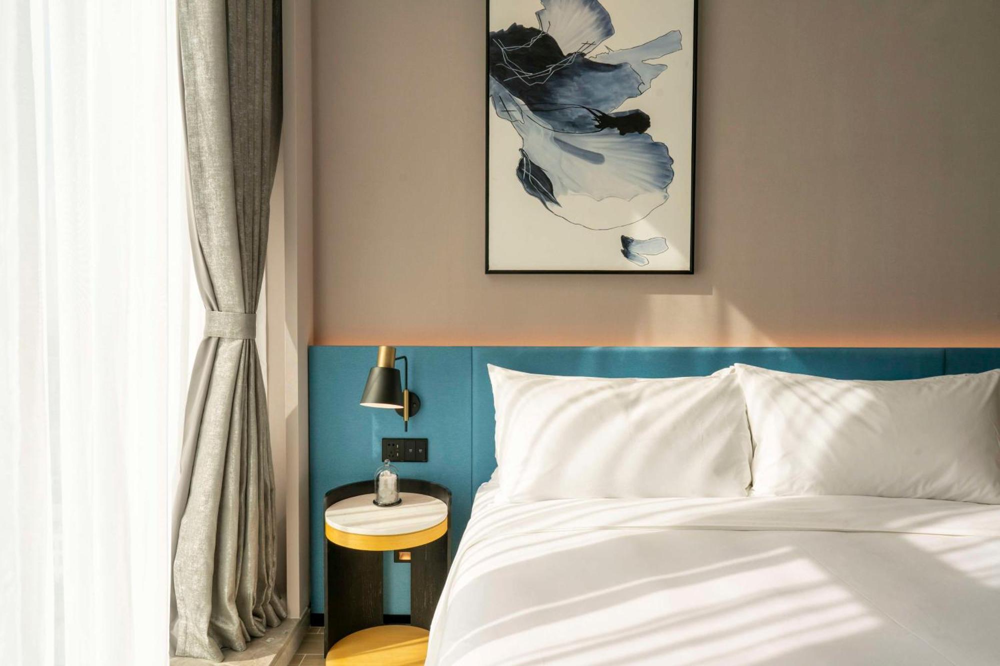 Hilton Garden Inn Shenzhen Airport,Enjoy 24-Hour One Way Free Delivery From Hotel To Shenzhen Baoan Airport On The Hour شينزين المظهر الخارجي الصورة