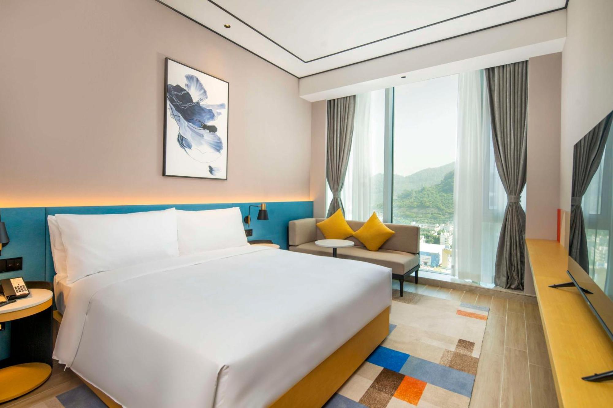 Hilton Garden Inn Shenzhen Airport,Enjoy 24-Hour One Way Free Delivery From Hotel To Shenzhen Baoan Airport On The Hour شينزين المظهر الخارجي الصورة