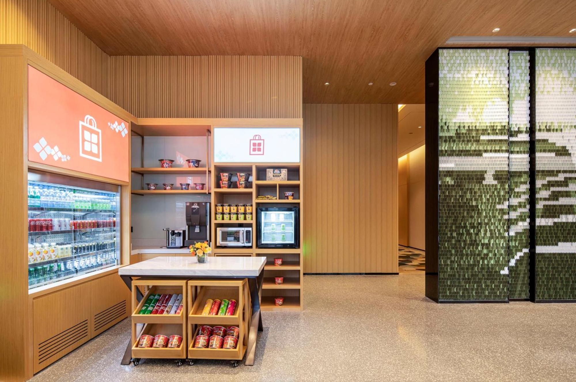 Hilton Garden Inn Shenzhen Airport,Enjoy 24-Hour One Way Free Delivery From Hotel To Shenzhen Baoan Airport On The Hour شينزين المظهر الخارجي الصورة